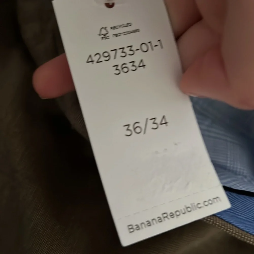NWT Banana Republic tan classic fit business casual dress pants